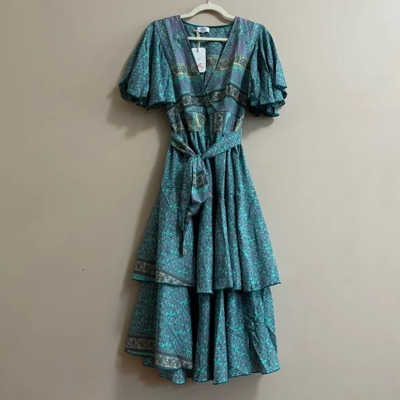 NWT Silk Boho Tiered Wrap Dress By Guru Sz Medium / Large - Picture 2 of 14